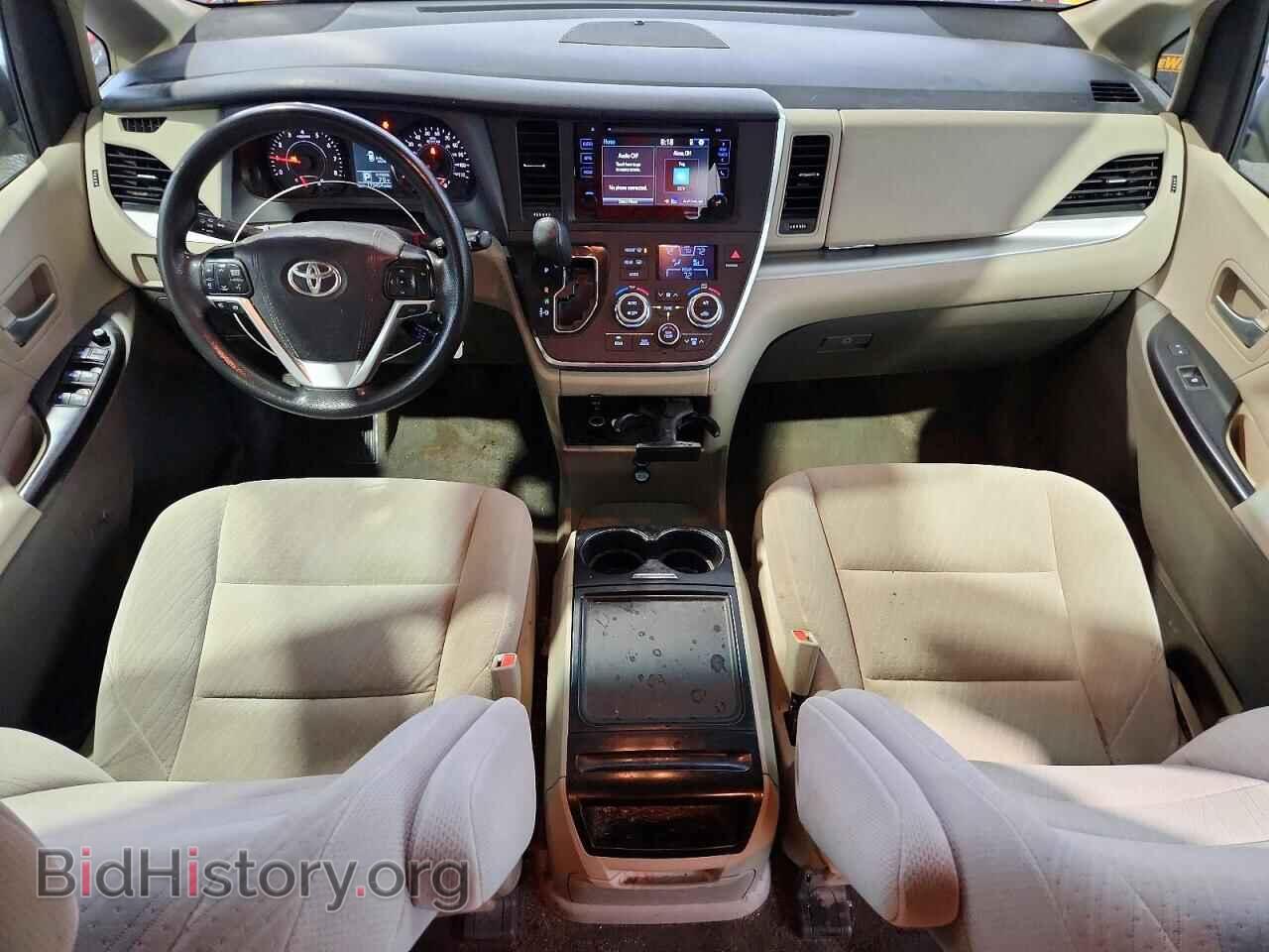 2017 TOYOTA SIENNA - VIN: 5TDKZ3DC8HS777538 - Фото 8