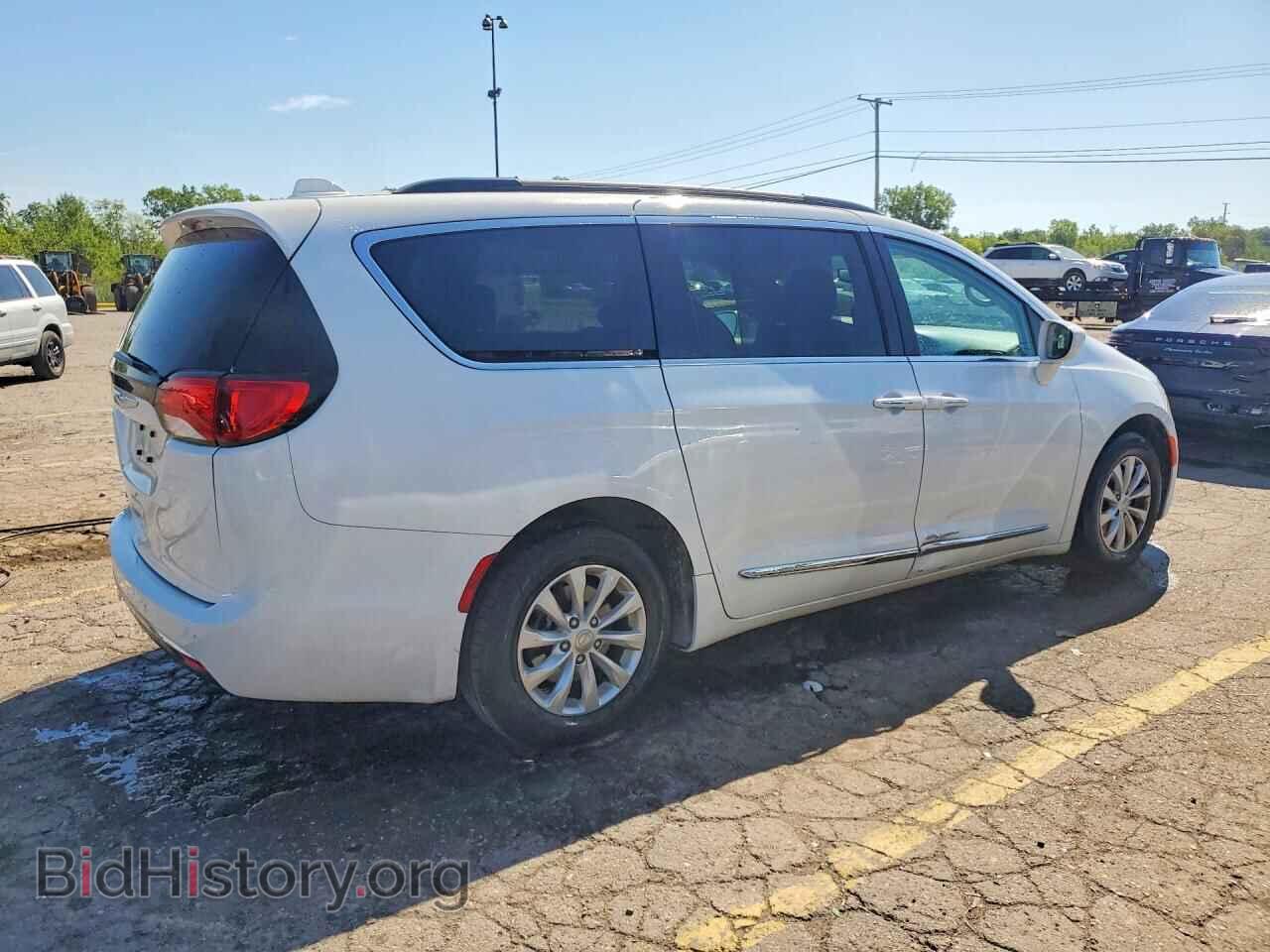 2017 CHRYSLER PACIFICA - VIN: 2C4RC1BG7HR587734 - Photo 3