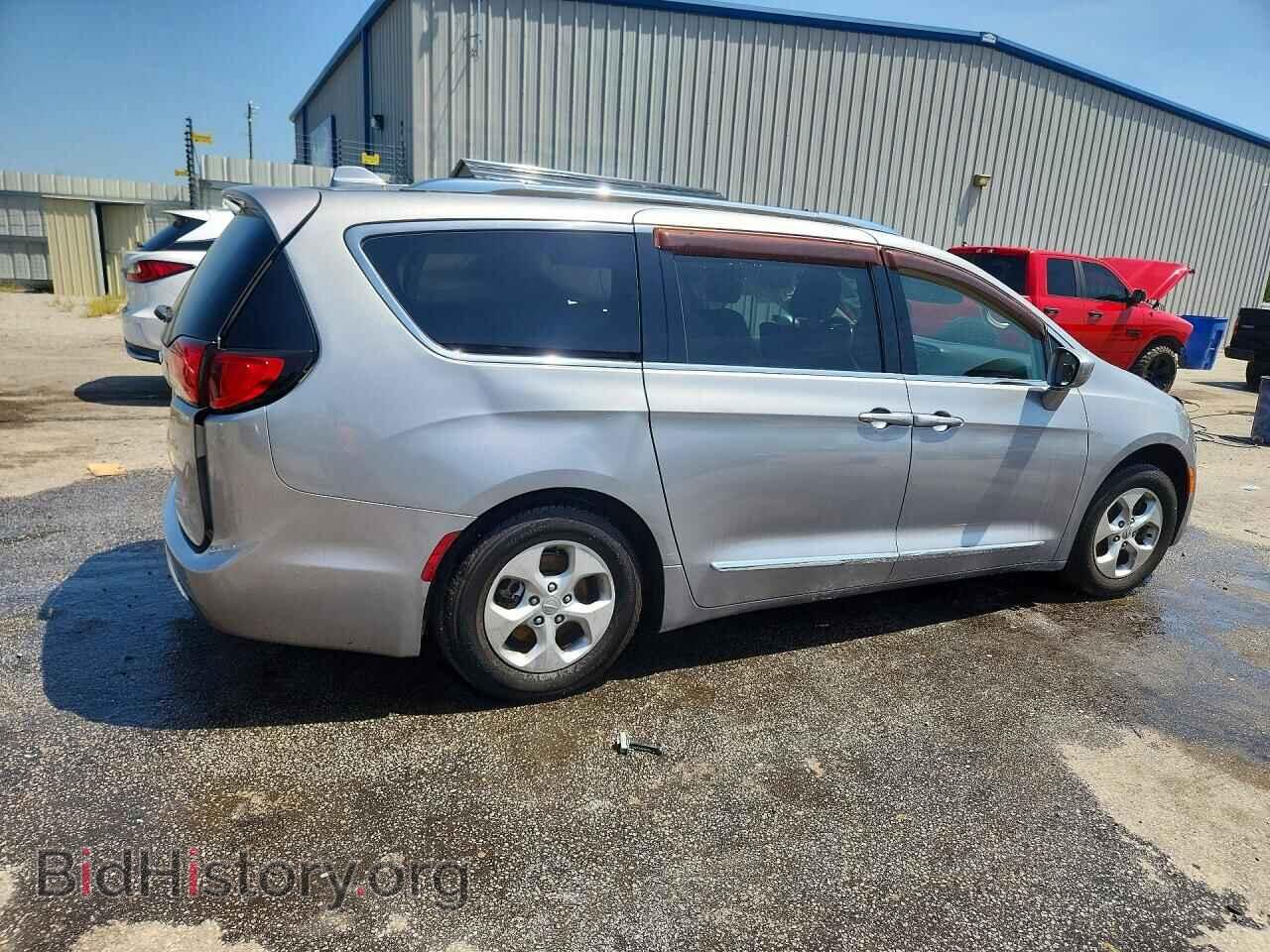 2017 CHRYSLER PACIFICA - VIN: 2C4RC1EG7HR543762 - Фото 3