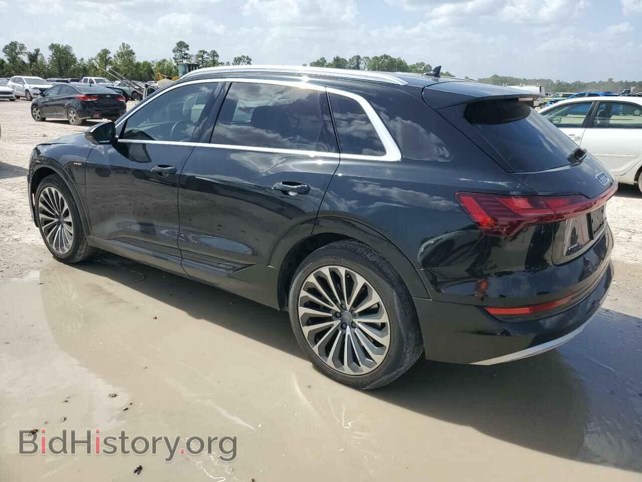 2019 AUDI E-TRON - VIN: WA1VABGE7KB009568 - Фото 2
