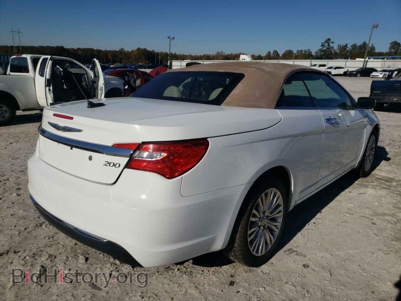 2011 CHRYSLER 200 - VIN: 1C3BC7EG6BN599558 - Фото 4