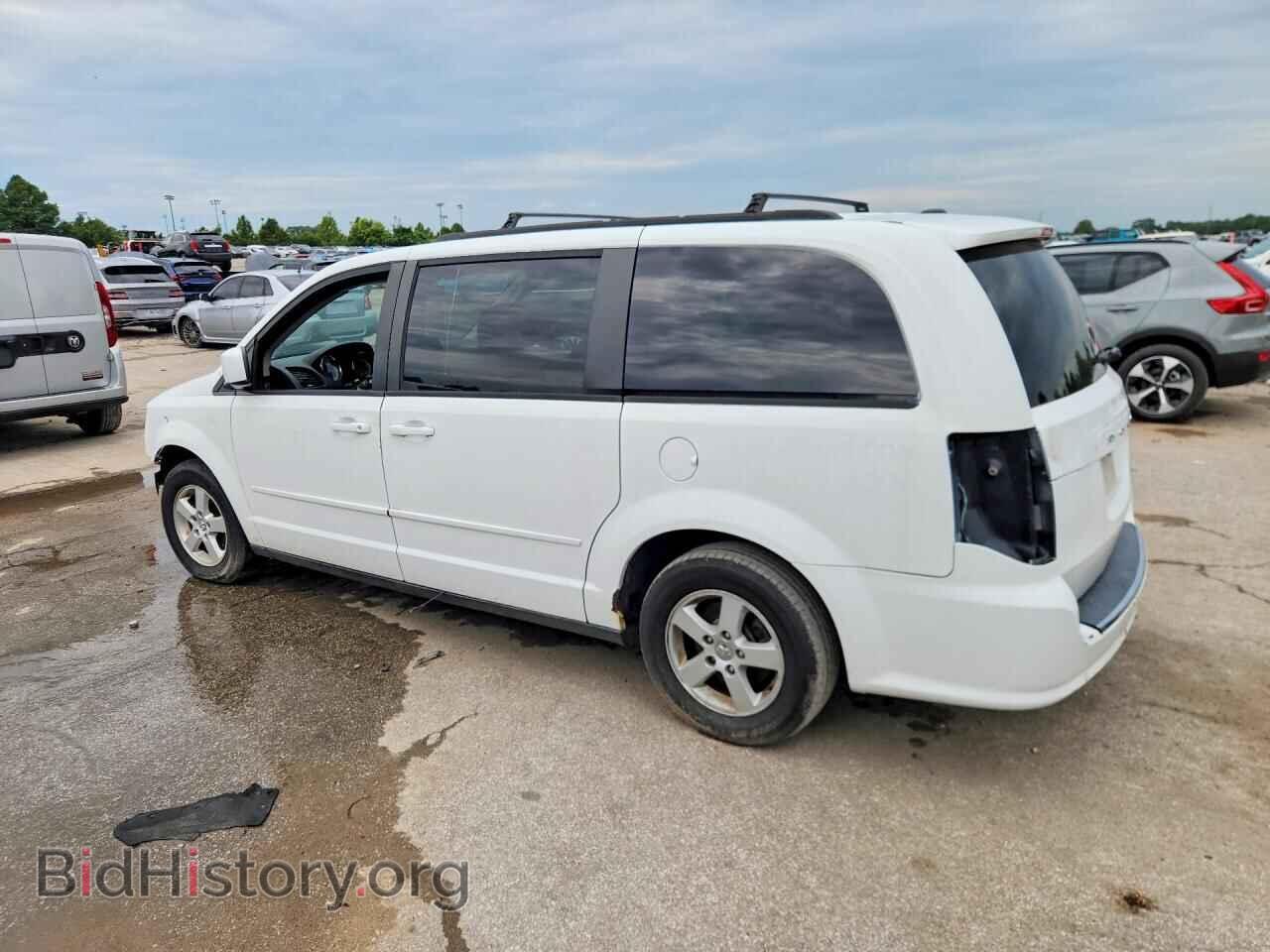 2013 DODGE CARAVAN - VIN: 2C4RDGCG3DR669212 - Фото 2