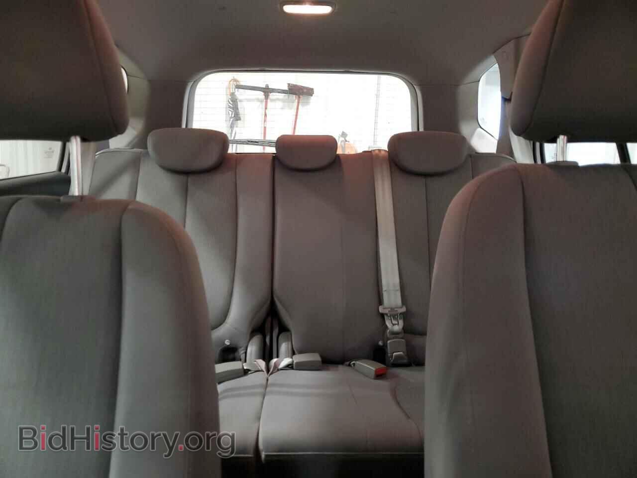 2007 KIA RONDO - VIN: KNAFG525477088674 - Фото 10