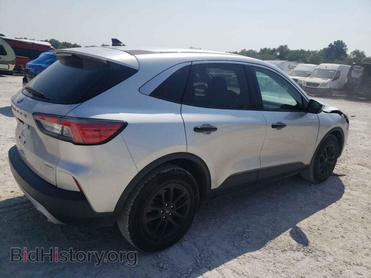 2020 FORD ESCAPE - VIN: 1FMCU0G64LUA23933 - Фото 3