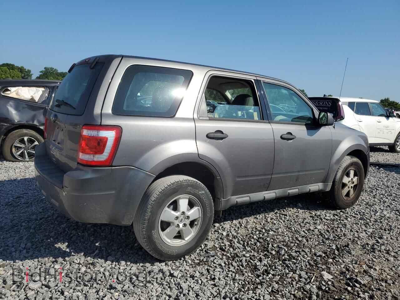 2011 FORD ESCAPE - VIN: 1FMCU0C79BKB22353 - Фото 3