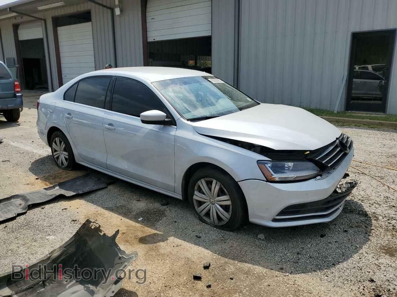 2017 VOLKSWAGEN JETTA - VIN: 3VW2B7AJ2HM330702 - Фото 4