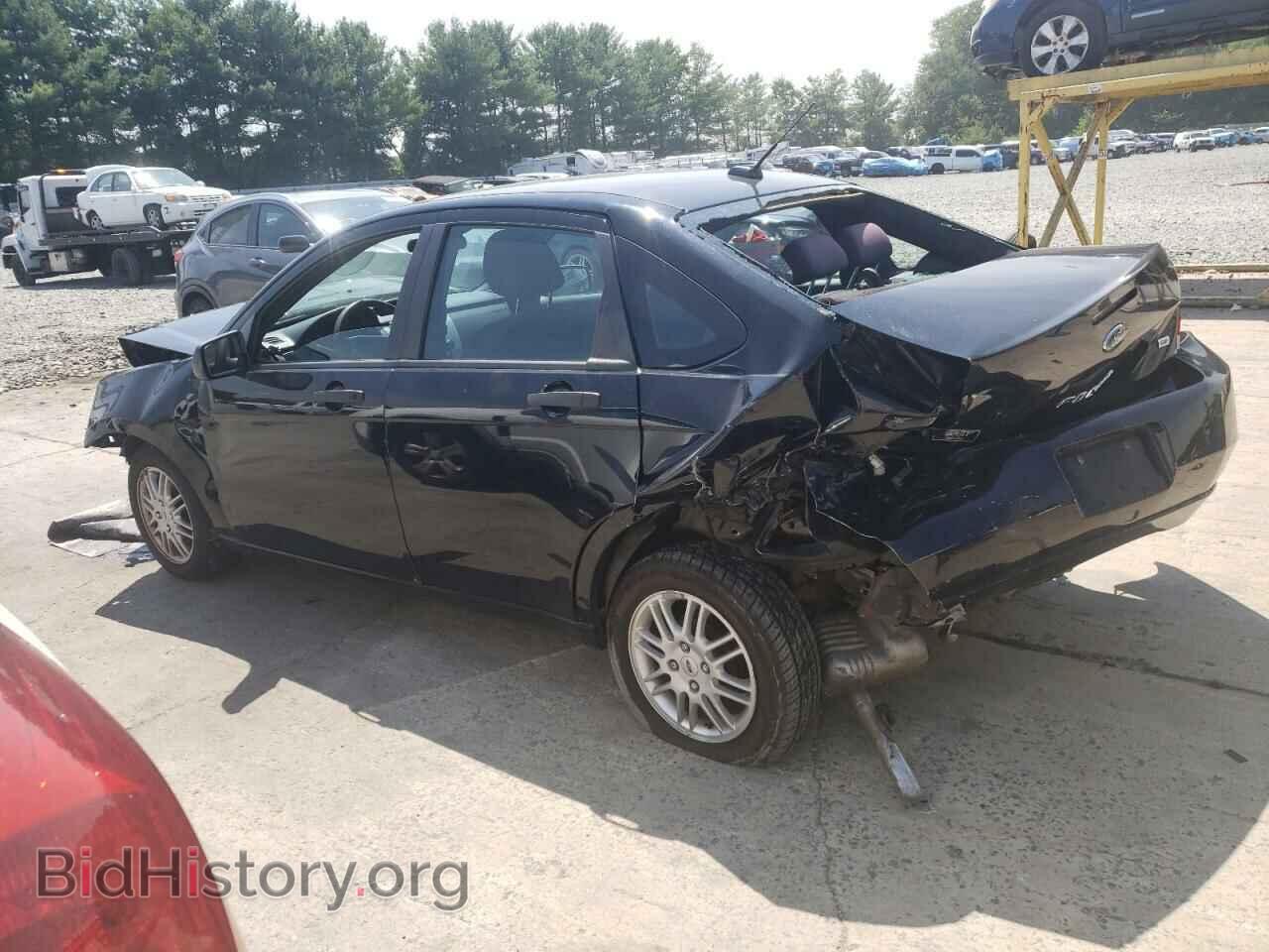 2011 FORD FOCUS - VIN: 1FAHP3FN0BW185028 - Фото 2