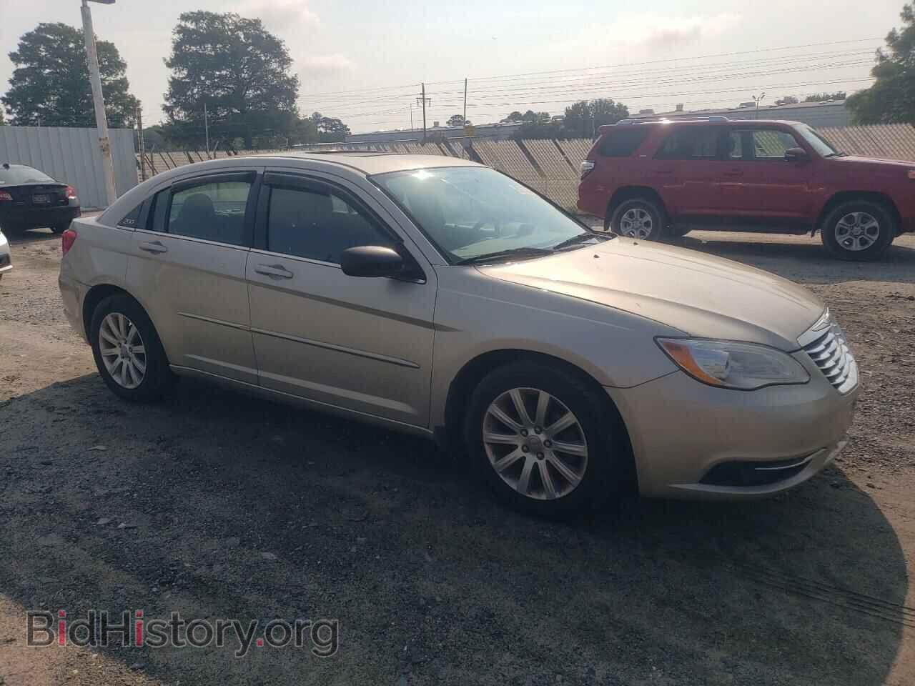 2013 CHRYSLER 200 - VIN: 1C3CCBBG0DN659655 - Фото 4