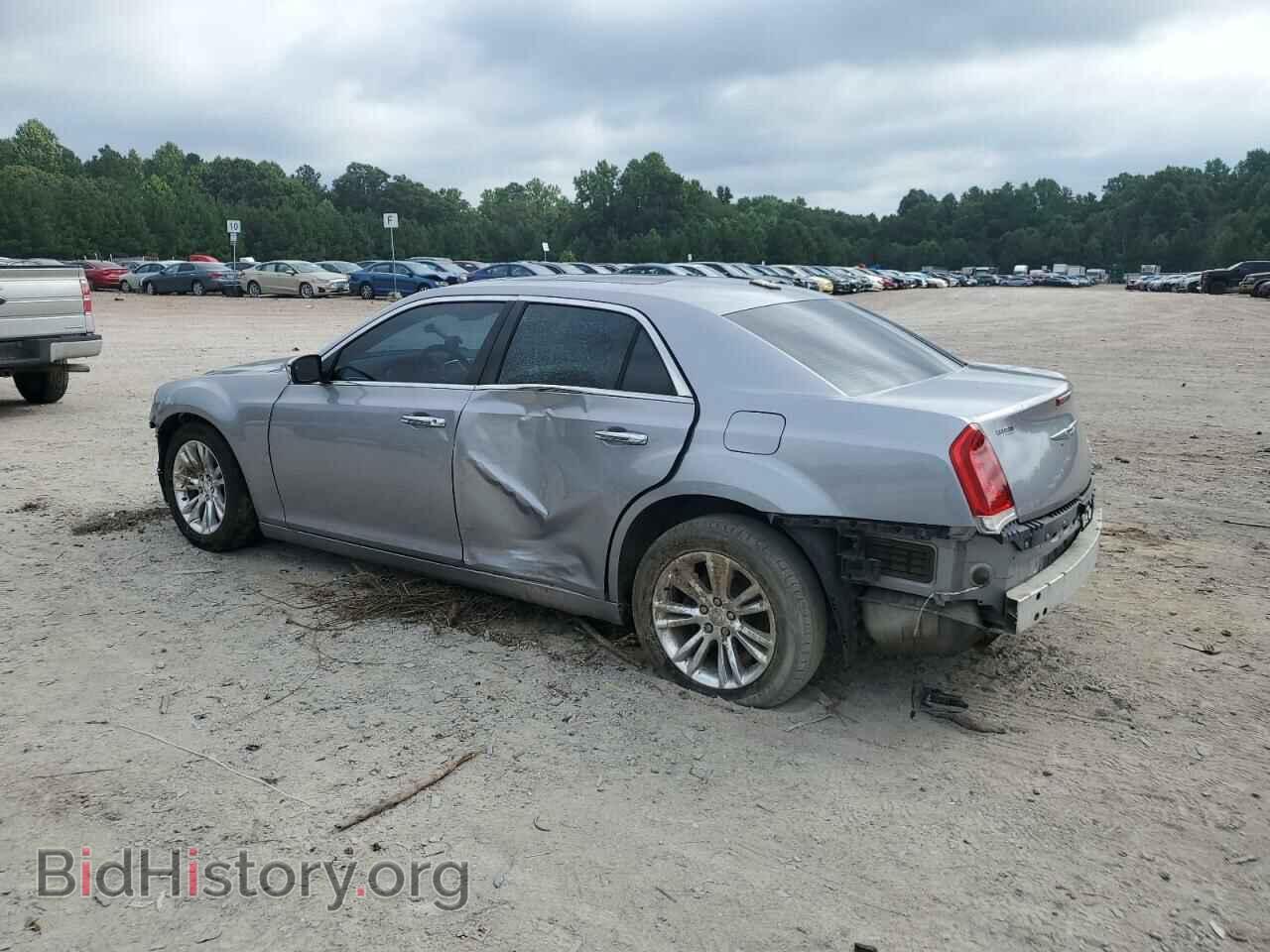 2016 CHRYSLER 300 - VIN: 2C3CCAEG4GH260833 - Фото 2