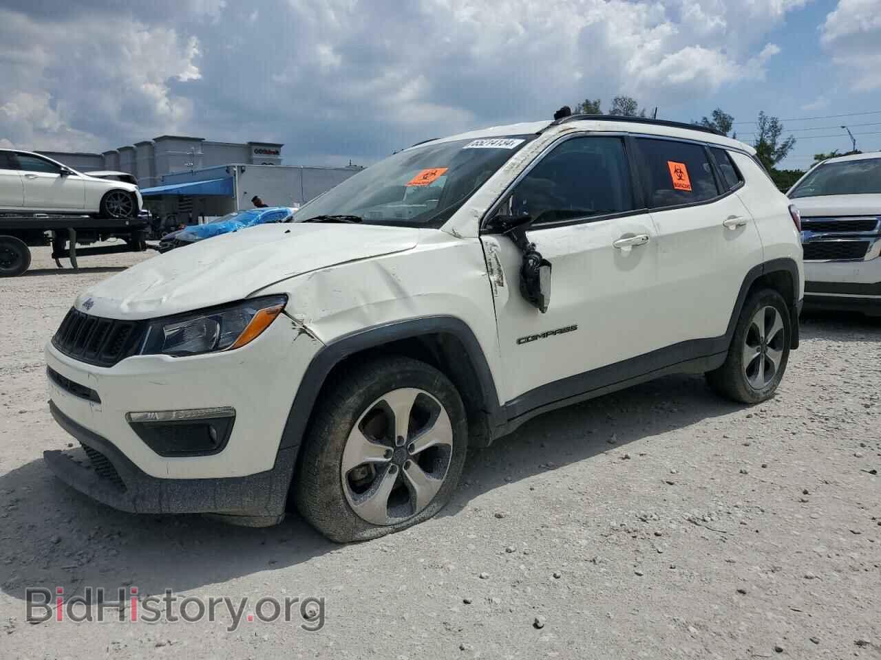Фотография 3C4NJDBB4HT636010 - JEEP COMPASS 2017