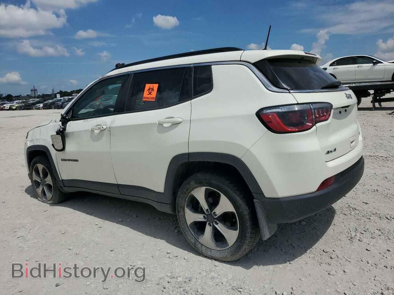 2017 JEEP COMPASS - VIN: 3C4NJDBB4HT636010 - Фото 2