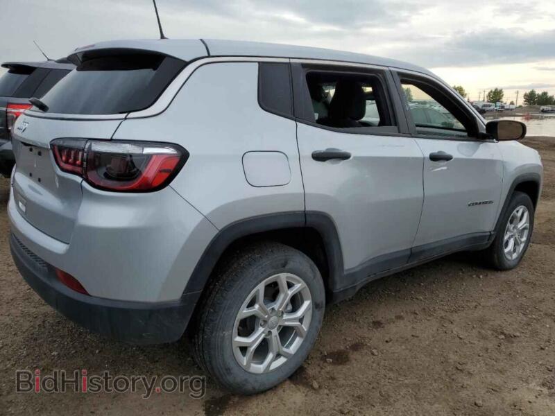 2024 Jeep COMPASS (VIN 3C4NJDAN9RT160995) — фото 3 из 14