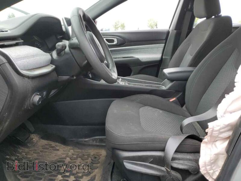 2024 Jeep COMPASS (VIN 3C4NJDAN9RT160995) — фото 7 из 14