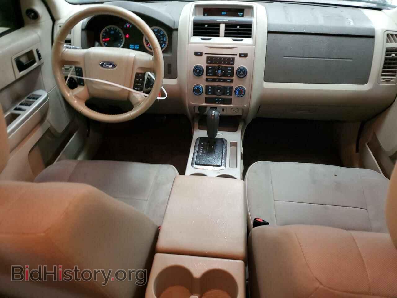 2011 FORD ESCAPE - VIN: 1FMCU0DG6BKB82525 - Фото 8