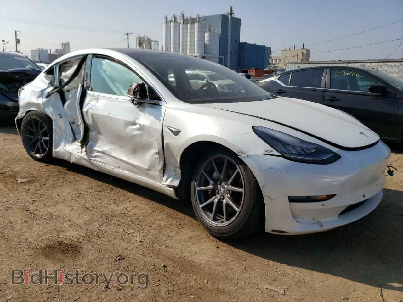 2019 TESLA MODEL 3 - VIN: 5YJ3E1EAXKF310067 - Фото 4