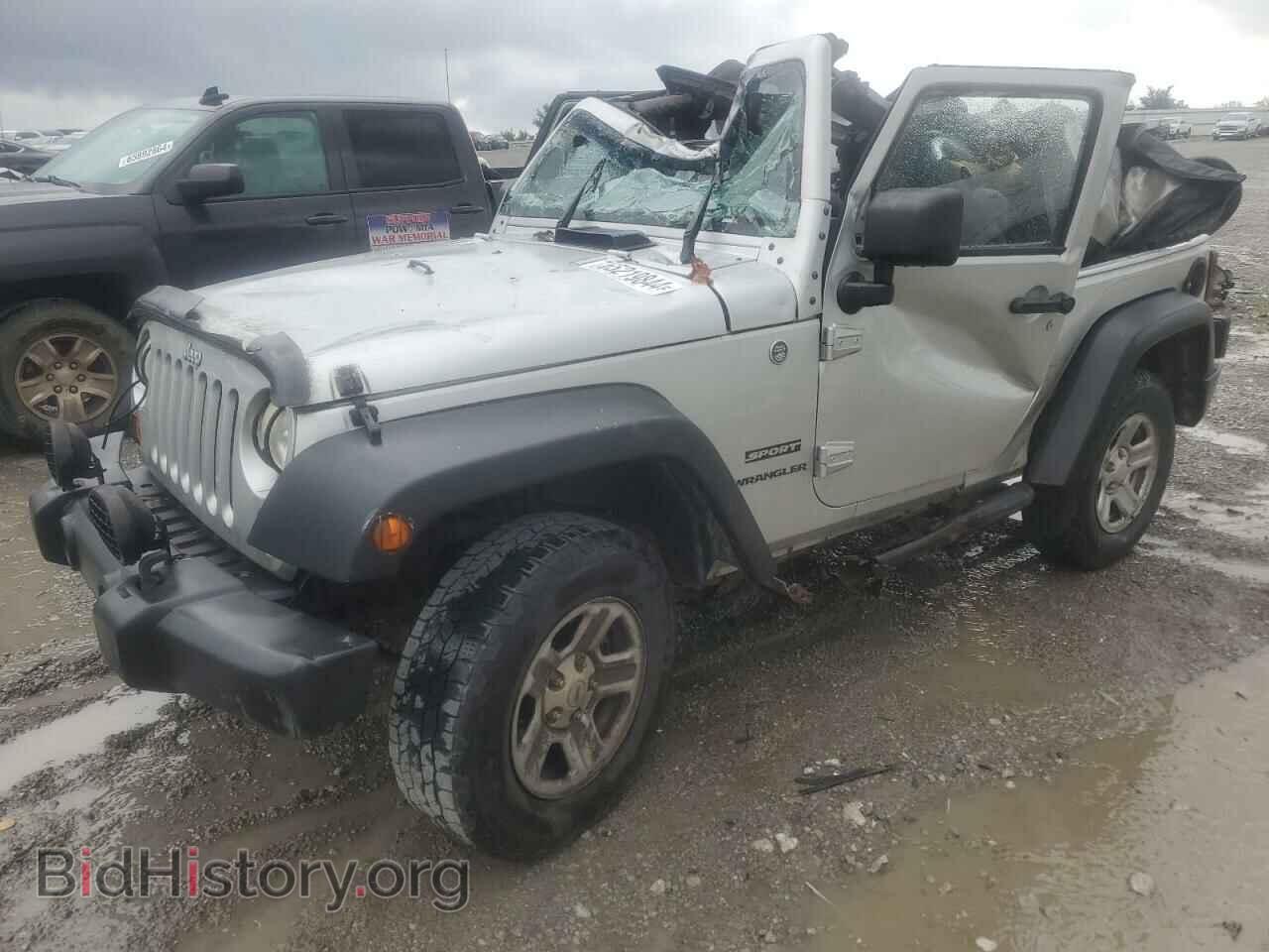 Фотография 1J4AA2D14AL192565 - JEEP WRANGLER 2010