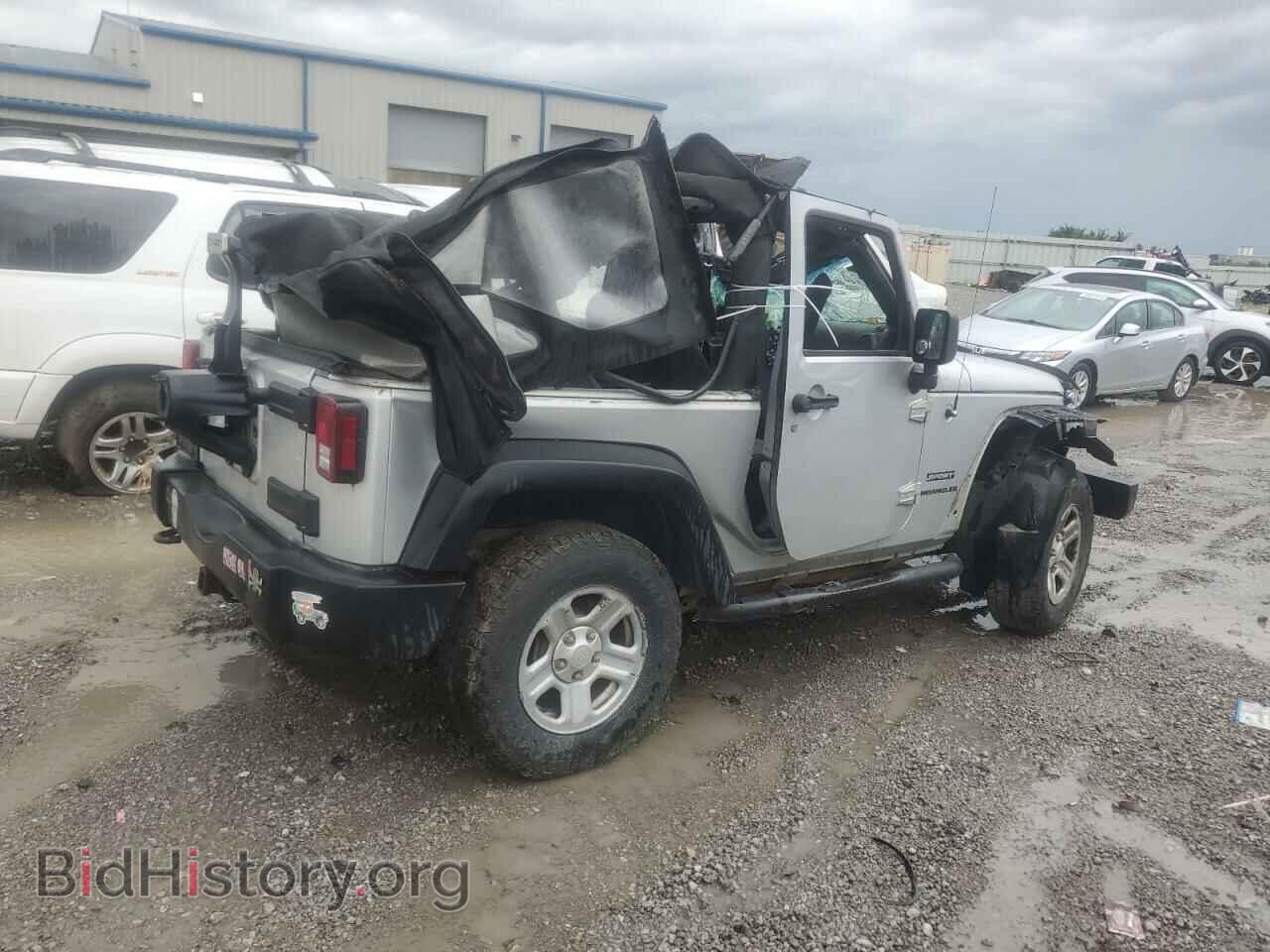 2010 JEEP WRANGLER - VIN: 1J4AA2D14AL192565 - Фото 3