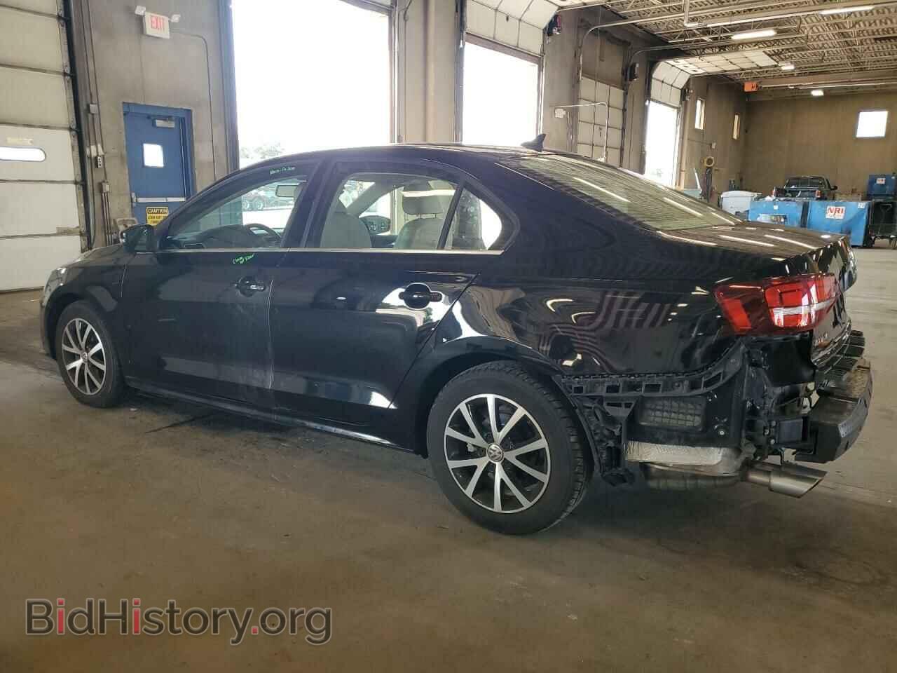 2017 VOLKSWAGEN JETTA - VIN: 3VWDB7AJ4HM261763 - Фото 2