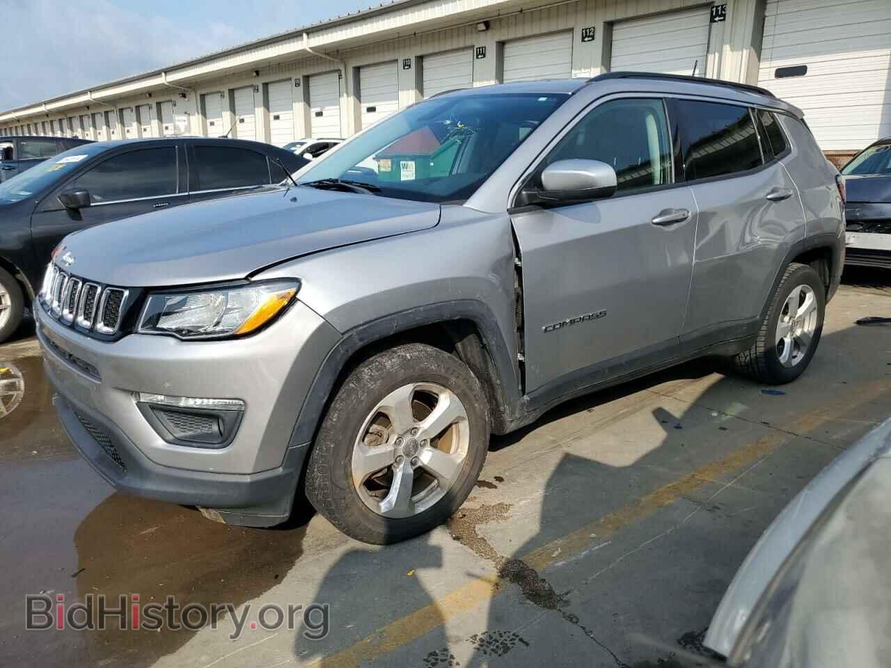 Photo 3C4NJCBB4JT501898 - JEEP COMPASS 2018