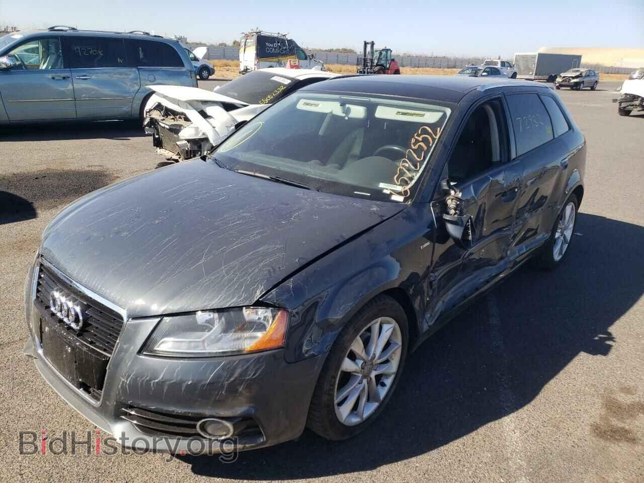 2013 AUDI A3 - VIN: WAUBJAFM7DA012021 - Фото 2