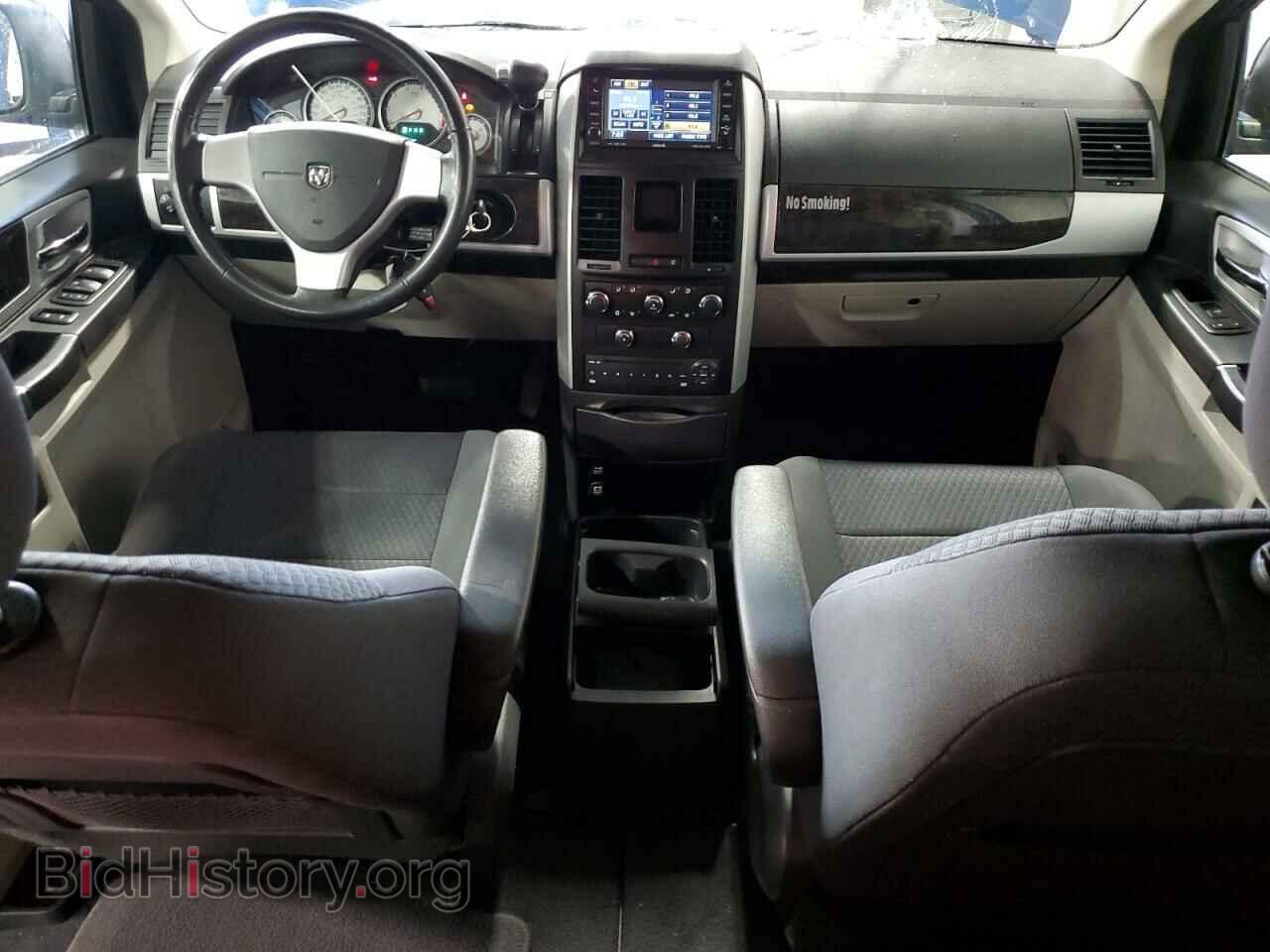 2010 DODGE CARAVAN - VIN: 2D4RN5D19AR145587 - Фото 8