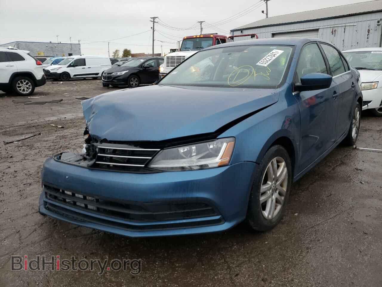 2017 VOLKSWAGEN JETTA - VIN: 3VW2B7AJ3HM213520 - Фото 2