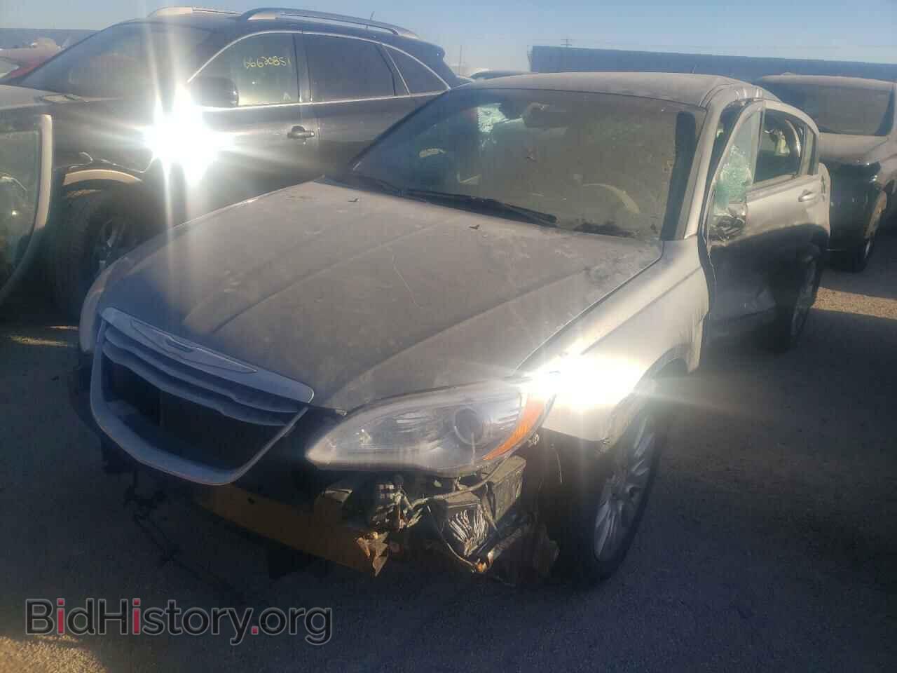 2011 CHRYSLER 200 - VIN: 1C3BC4EB0BN610541 - Фото 2