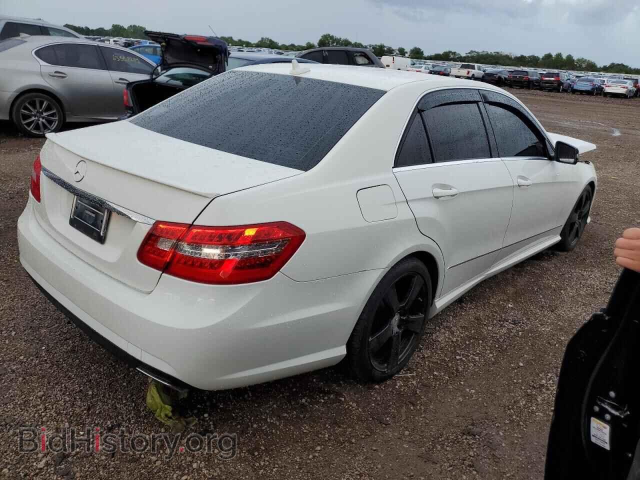 2011 MERCEDES-BENZ E-CLASS - VIN: WDDHF8HB3BA431781 - Фото 3