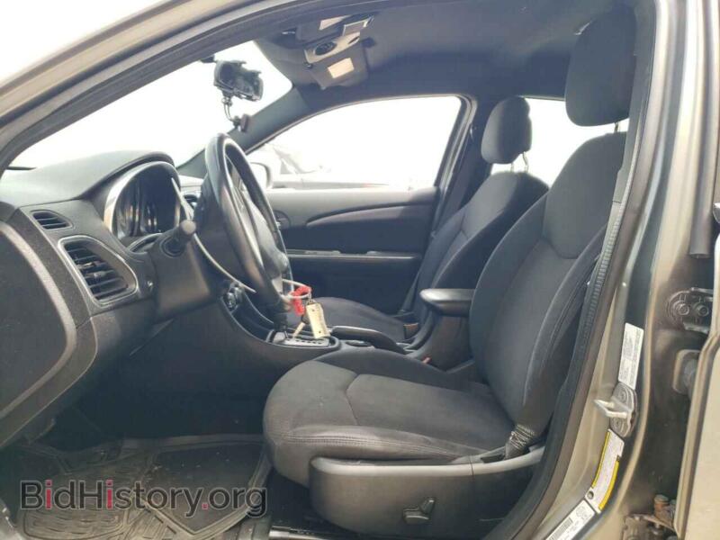 2013 Chrysler 200 (VIN 1C3CCBBB1DN692099) — photo 7 of 12