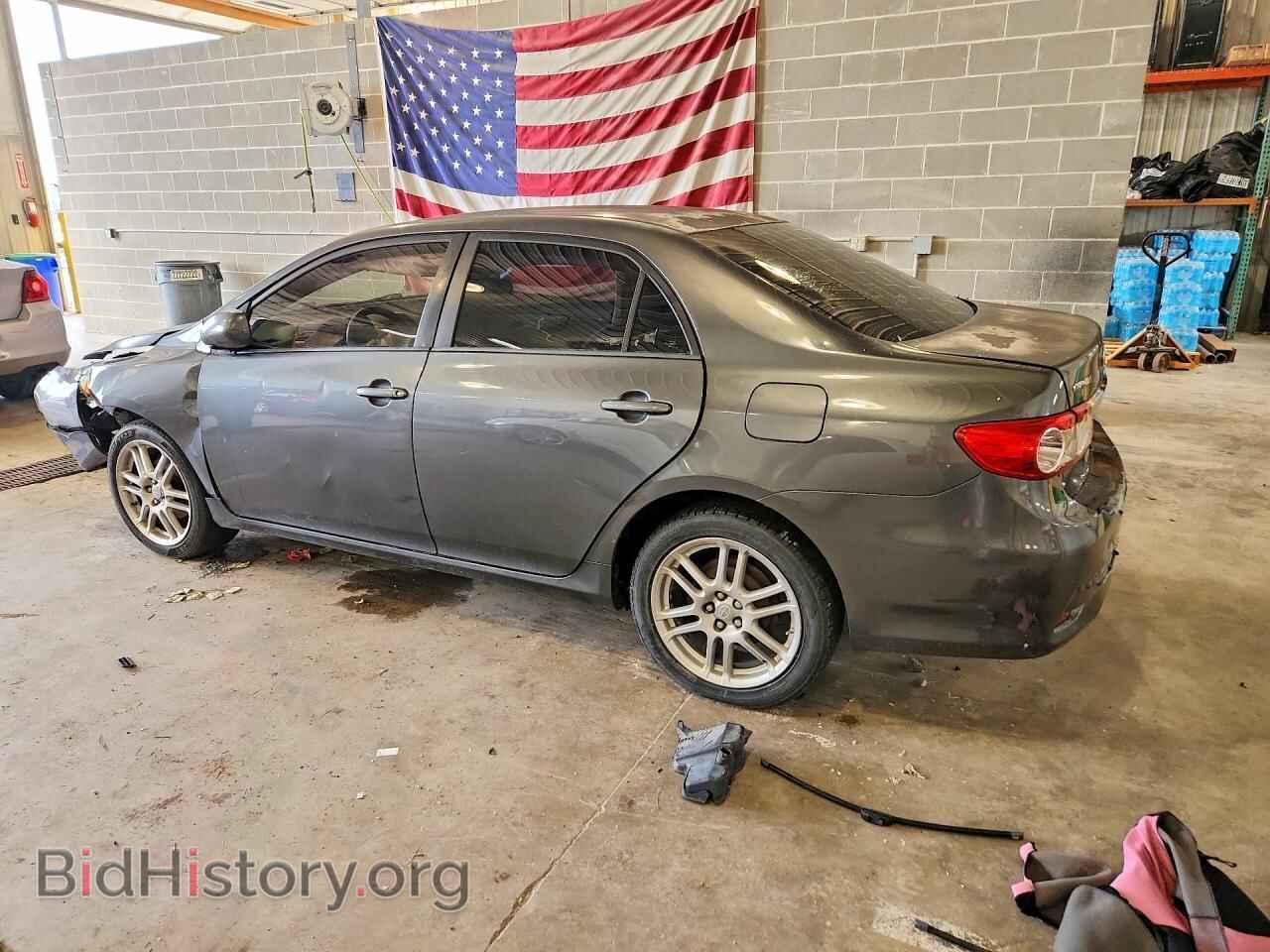 2011 TOYOTA COROLLA - VIN: 2T1BU4EE7BC586973 - Photo 2