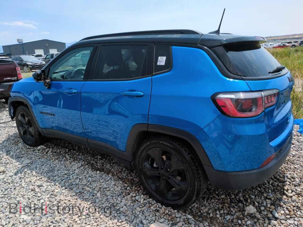 2018 JEEP COMPASS - VIN: 3C4NJCBB5JT407724 - Фото 2