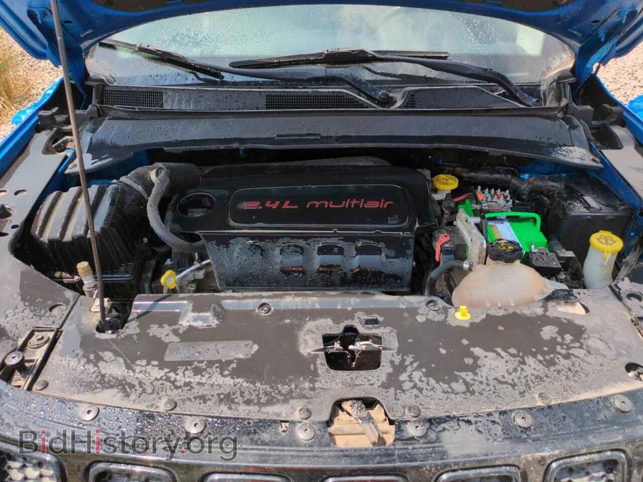 2018 JEEP COMPASS - VIN: 3C4NJCBB5JT407724 - Фото 11