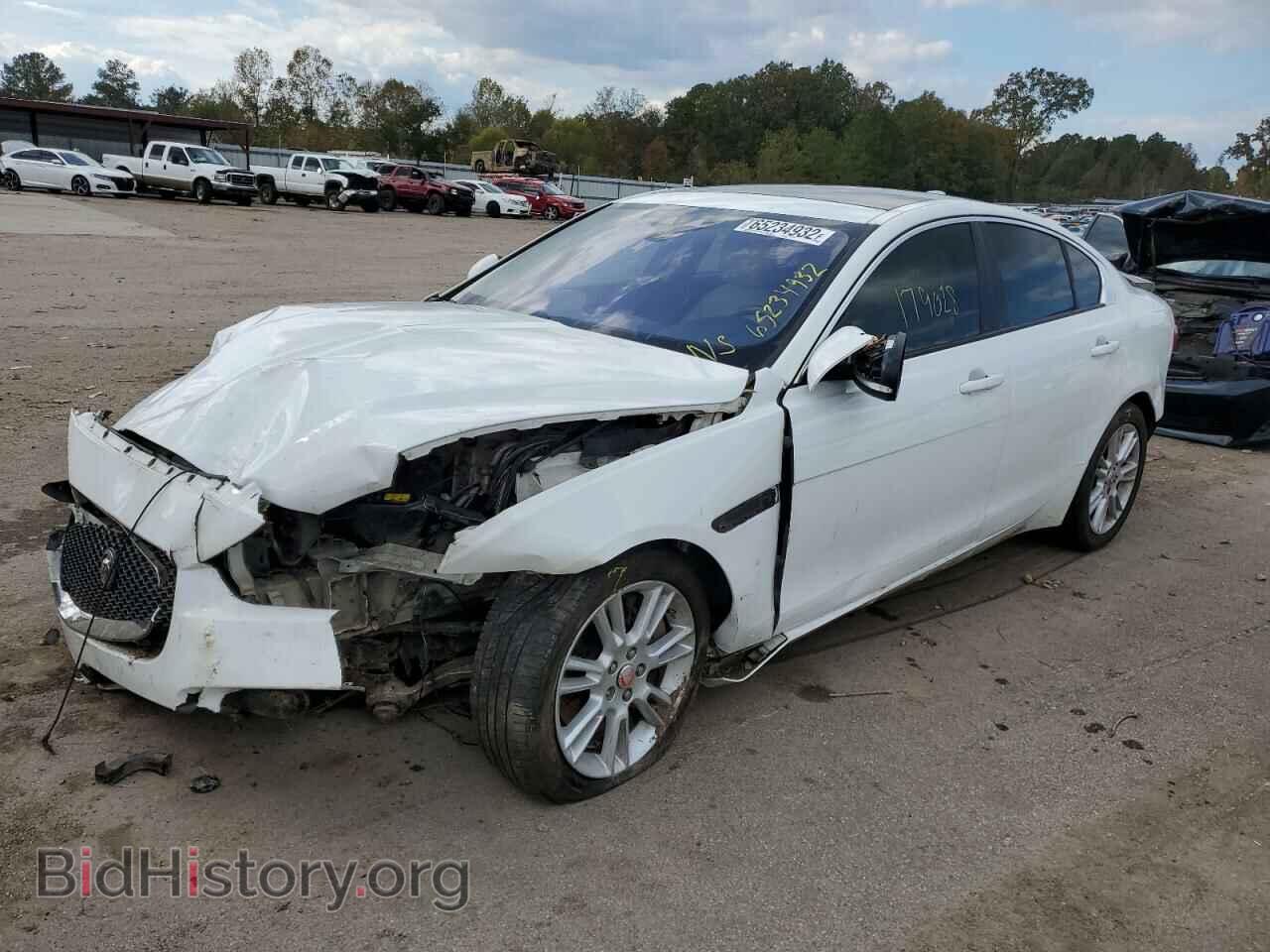 2017 JAGUAR XE - VIN: SAJAD4BG9HA960175 - Фото 2