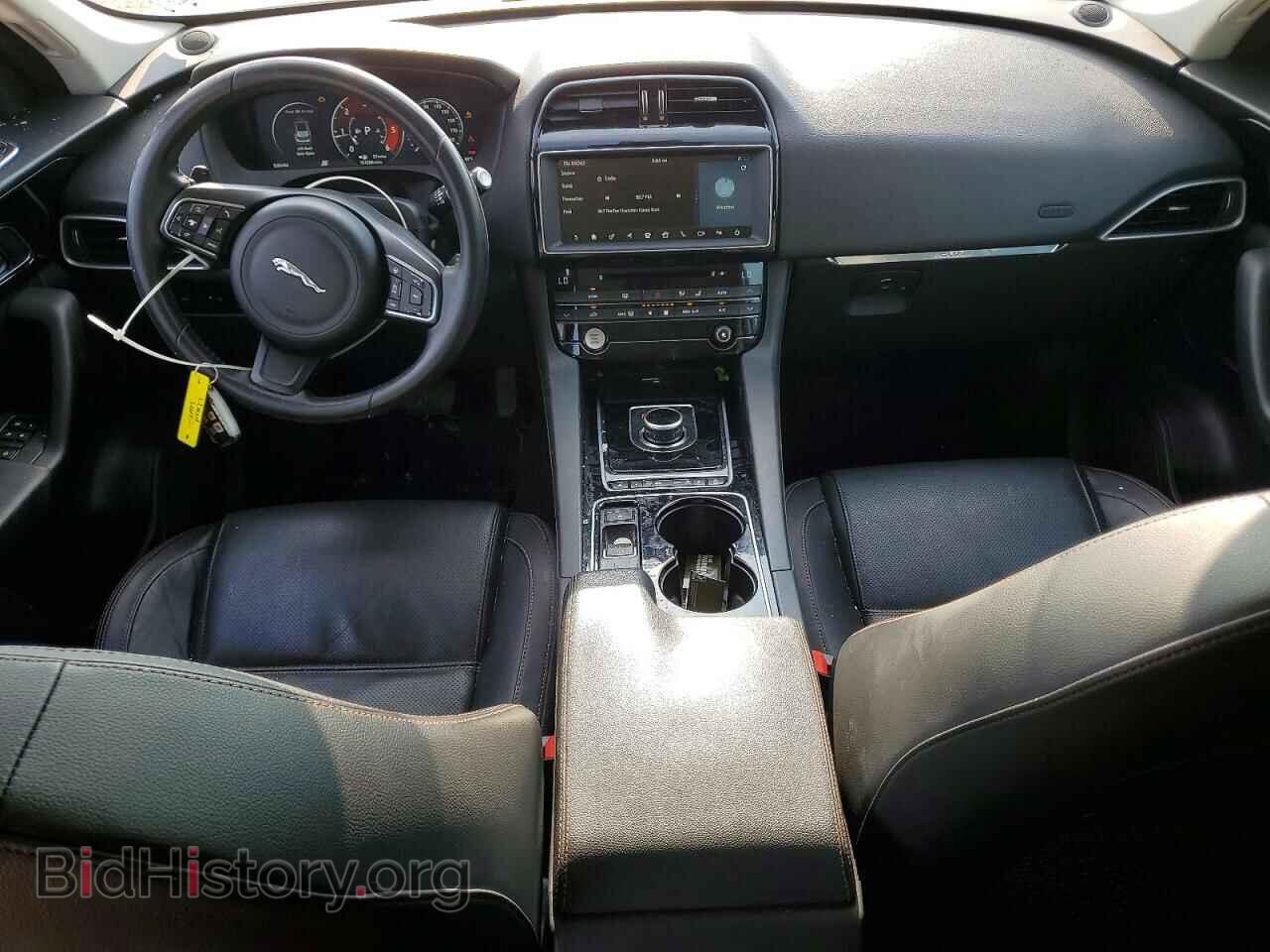 2017 JAGUAR F-PACE - VIN: SADCK2BN7HA493181 - Photo 8