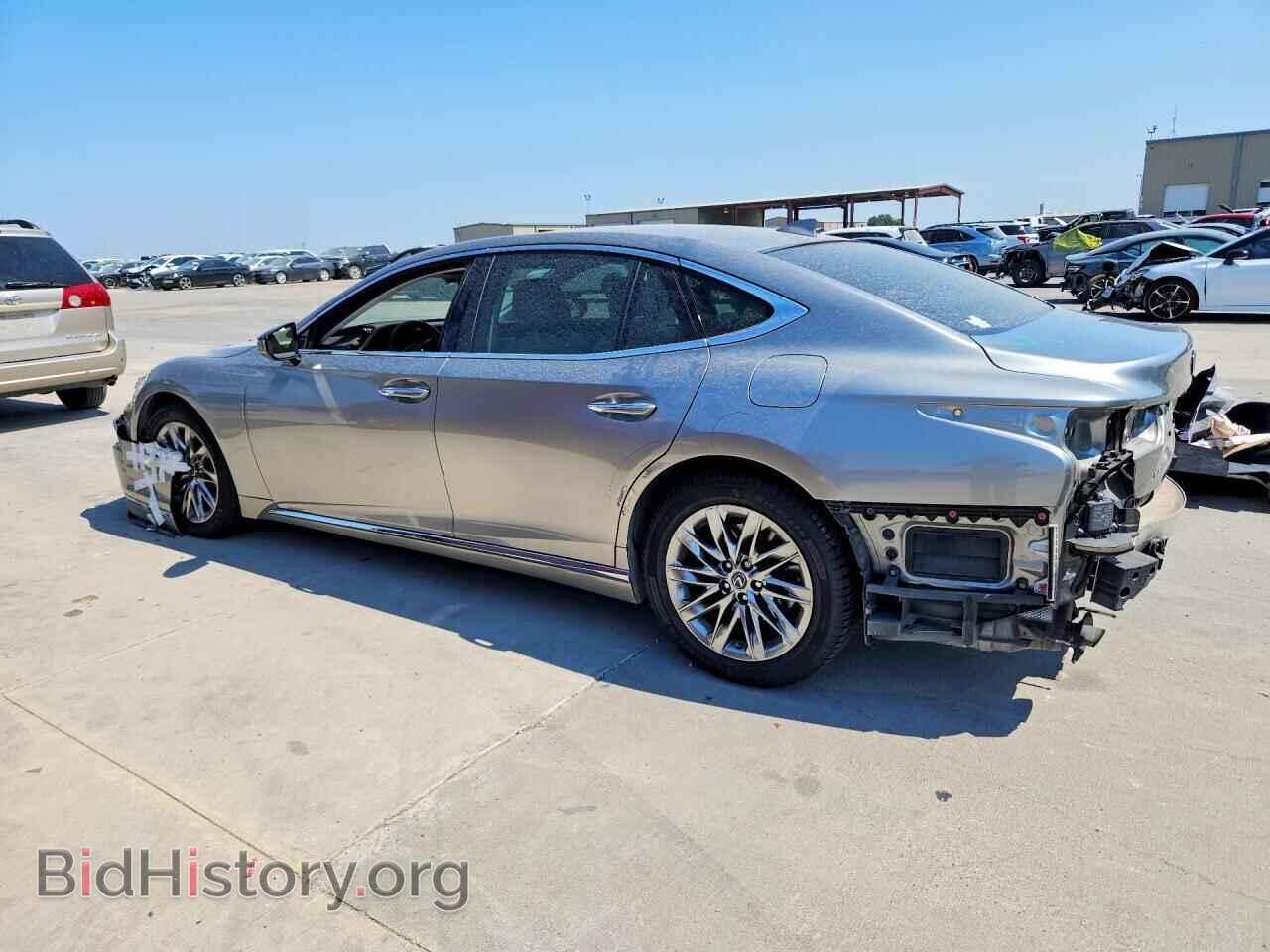 2018 LEXUS LS500 - VIN: JTHB51FF9J5001050 - Photo 2