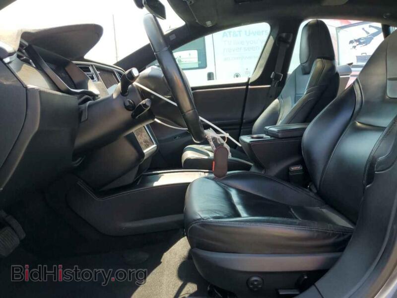 2016 Tesla MODEL S (VIN 5YJSA1E22GF136325) — фото 7 из 12