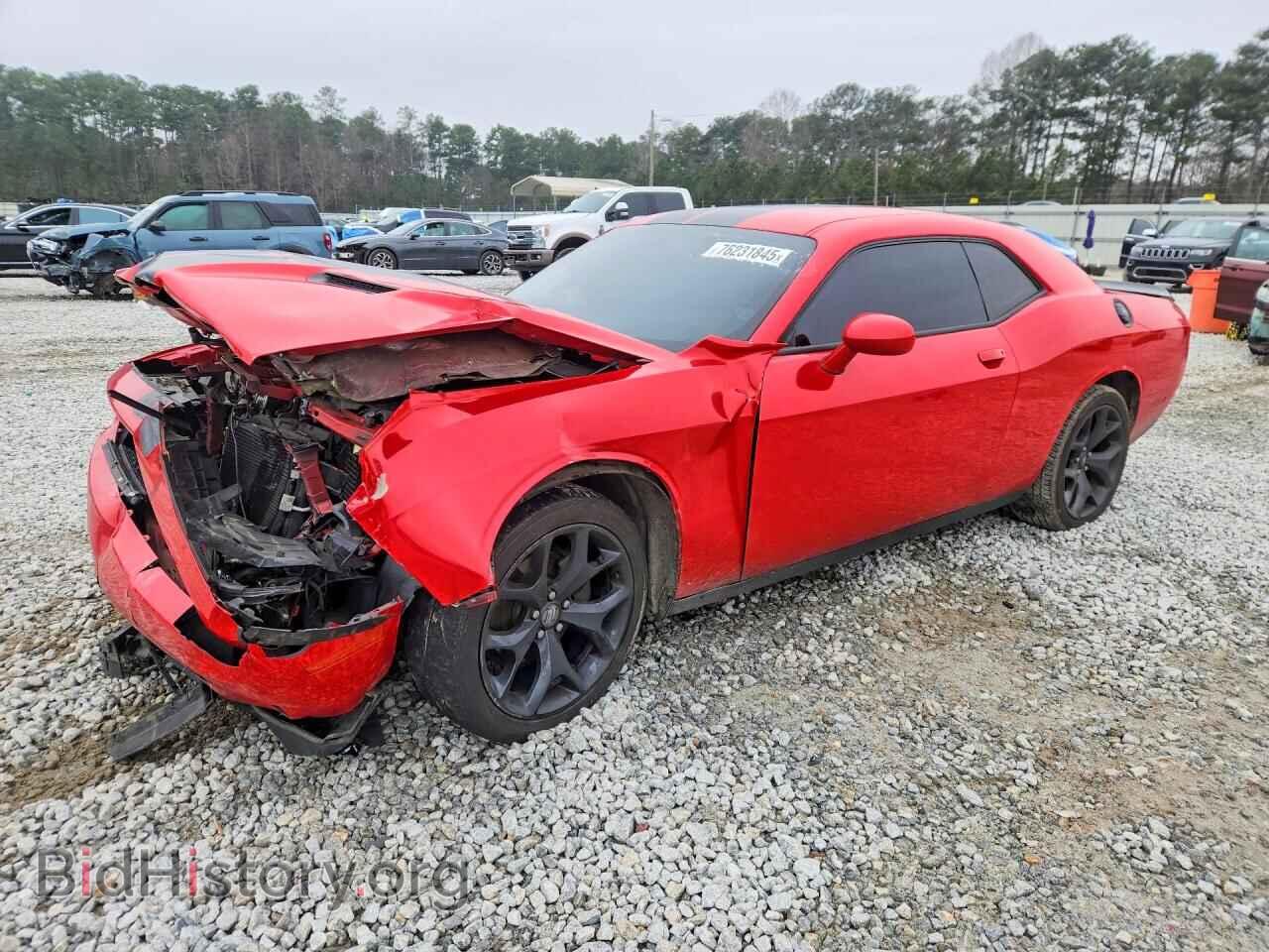 2020 Dodge CHALLENGER SXT (VIN 2C3CDZAG7LH236165) — фото 1 из 28, Copart, повреждение: передняя часть