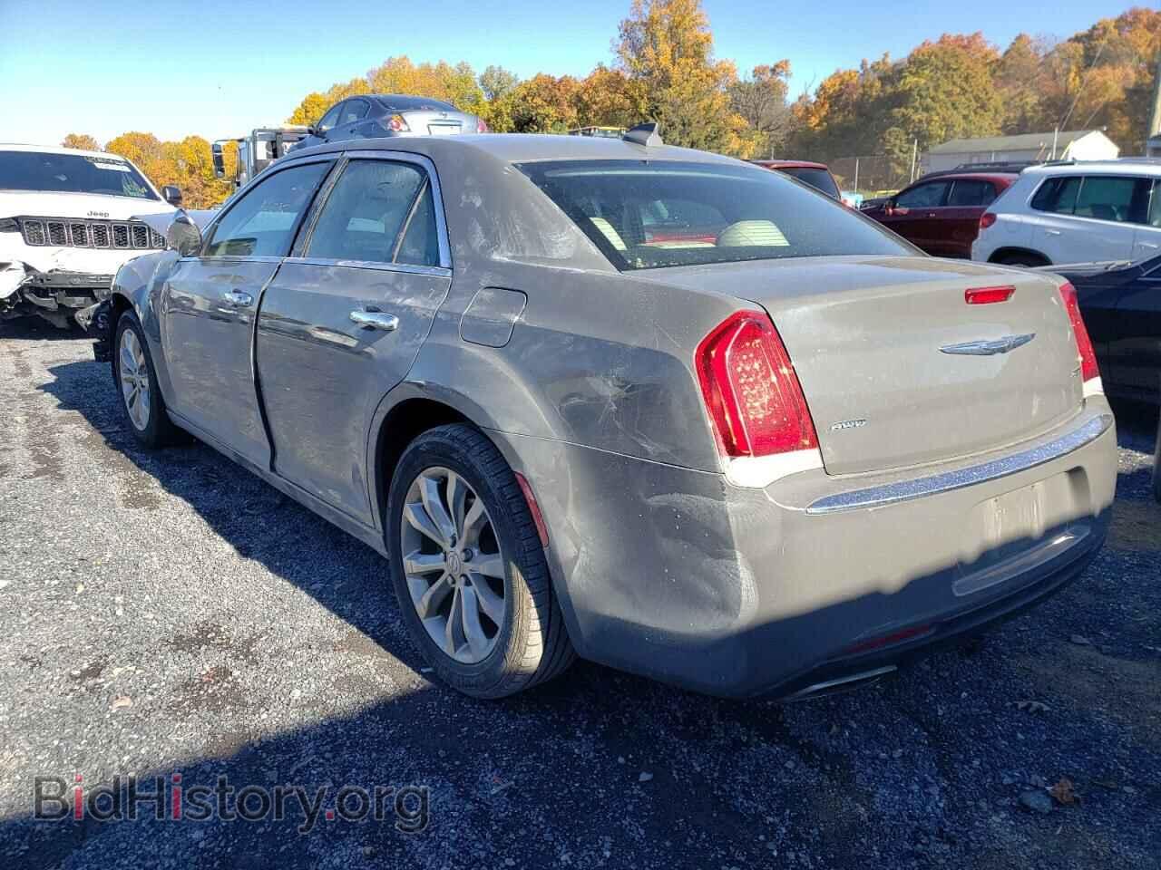 2018 CHRYSLER 300 - VIN: 2C3CCAKG9JH165115 - Фото 3