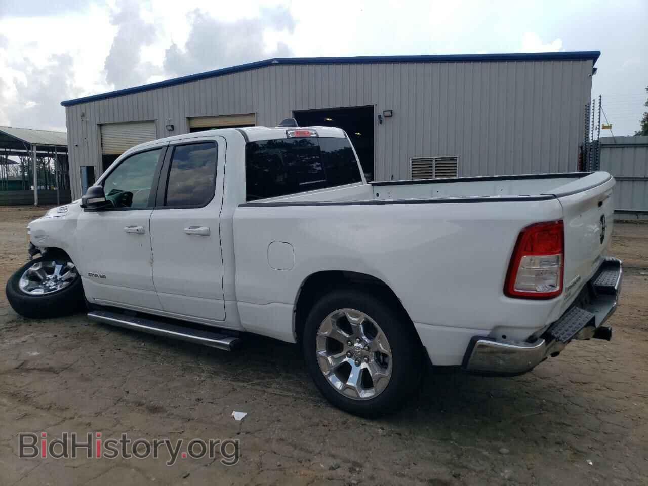 2022 RAM 1500 - VIN: 1C6RREBT2NN202289 - Фото 2