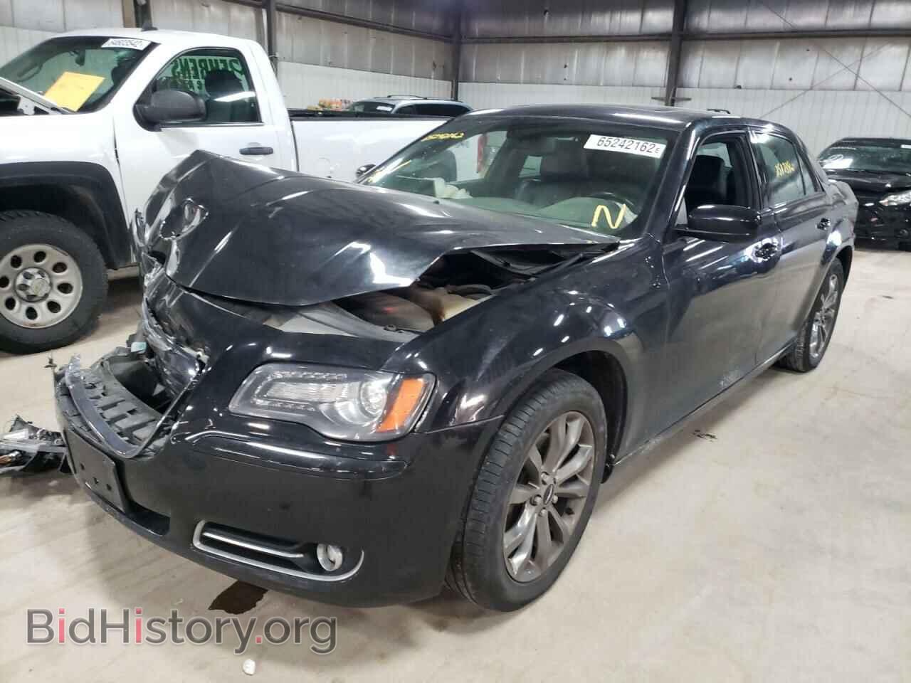 2014 CHRYSLER 300 - VIN: 2C3CCAGG4EH356035 - Фото 2