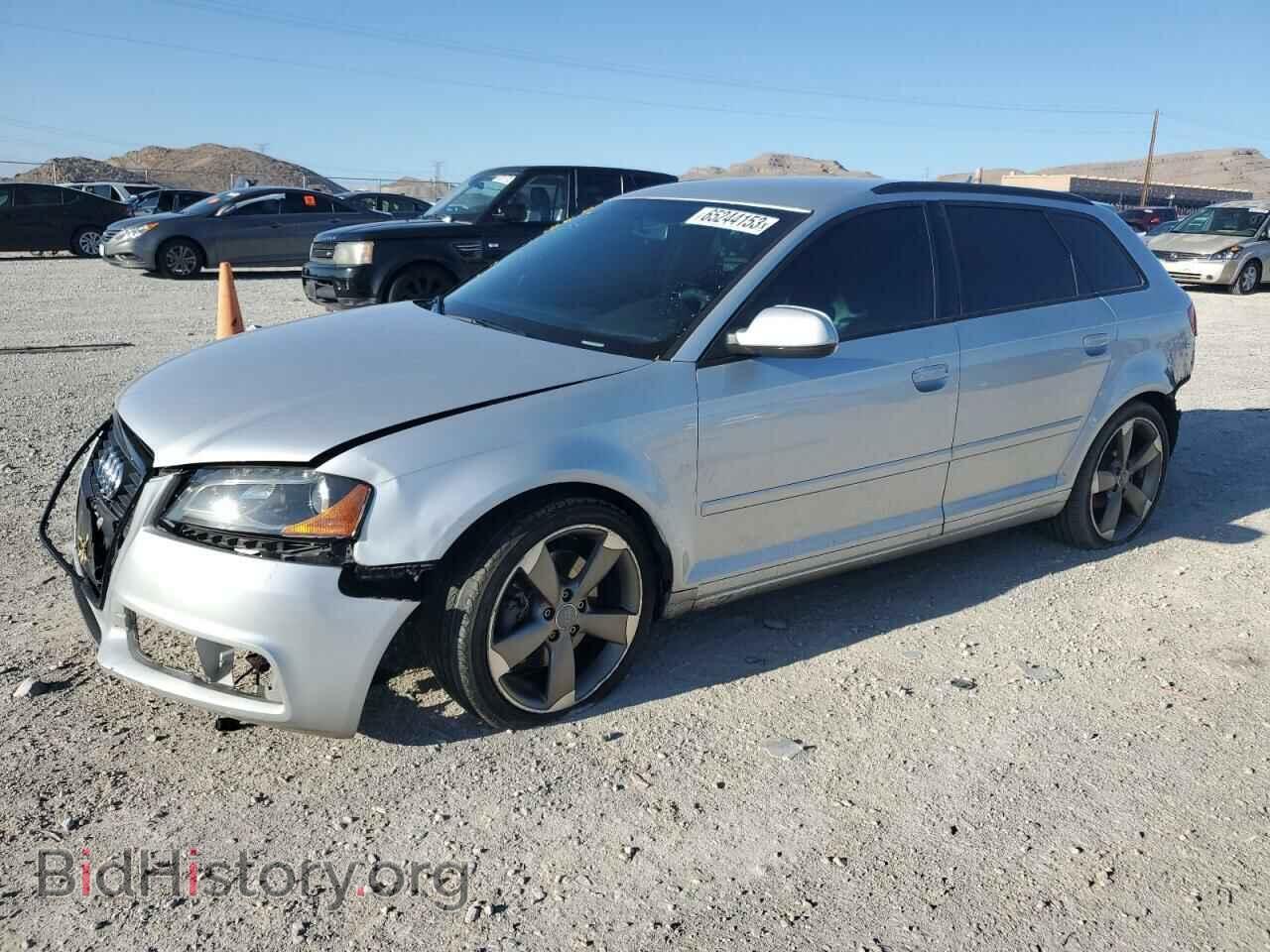 Photo WAUKEAFMXBA060775 - AUDI A3 2011