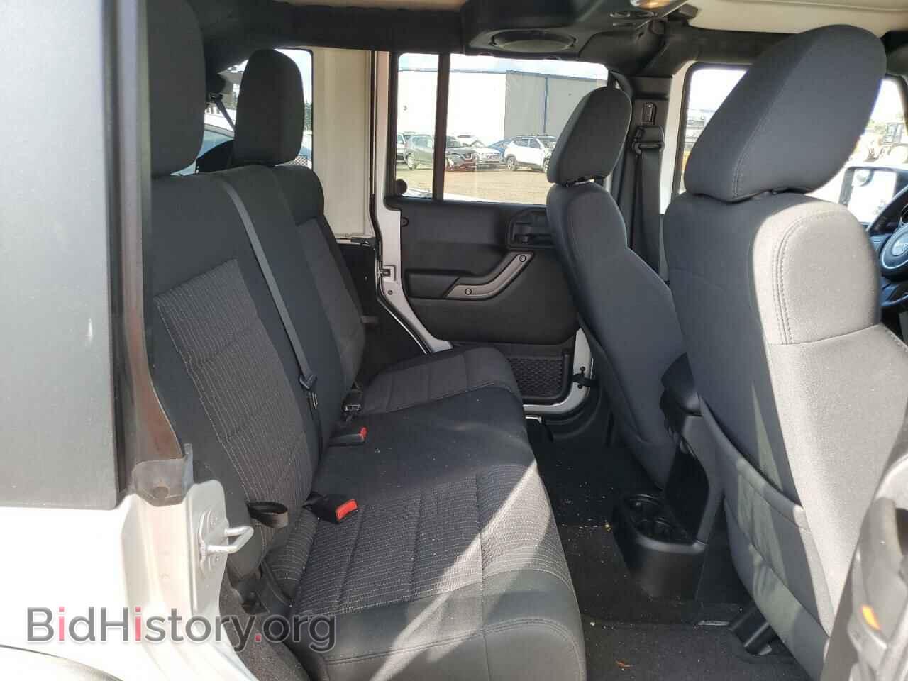 2012 JEEP WRANGLER - VIN: 1C4BJWDG4CL166301 - Фото 6