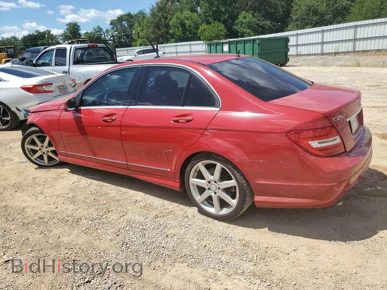 2014 MERCEDES-BENZ C-CLASS - VIN: WDDGF4HB1EA926666 - Фото 2