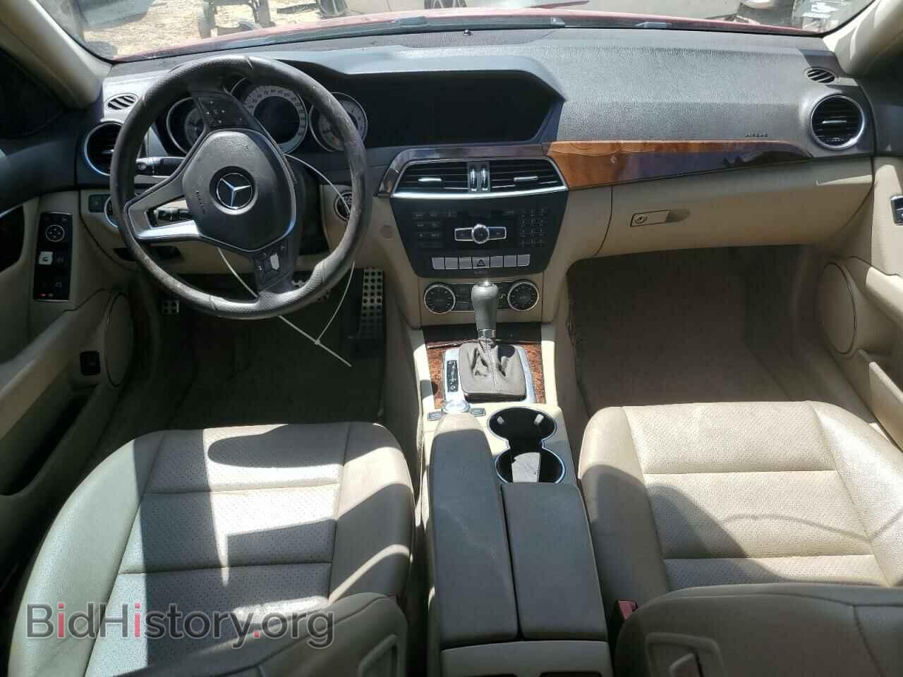 2014 MERCEDES-BENZ C-CLASS - VIN: WDDGF4HB1EA926666 - Фото 8