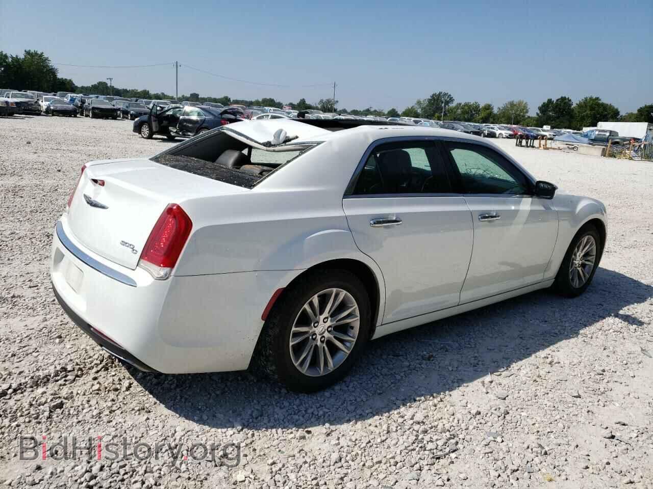 2017 CHRYSLER 300 - VIN: 2C3CCAEG7HH564708 - Photo 3