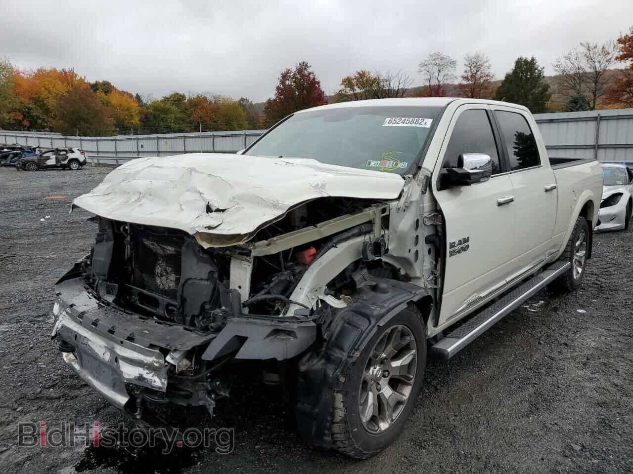 2017 RAM 1500 - VIN: 1C6RR7WT2HS521896 - Photo 2