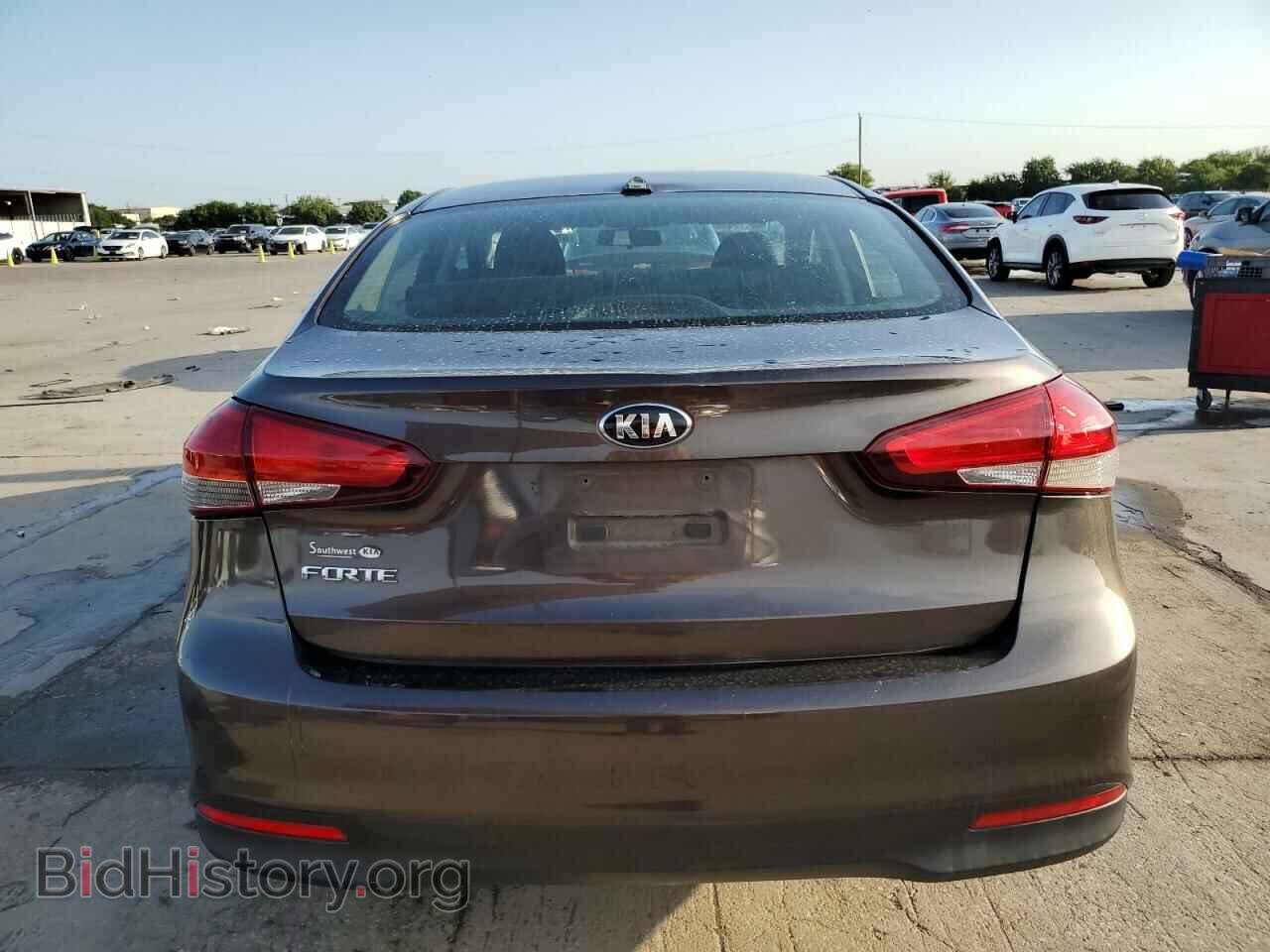 2017 KIA FORTE - VIN: 3KPFK4A78HE158256 - Фото 6