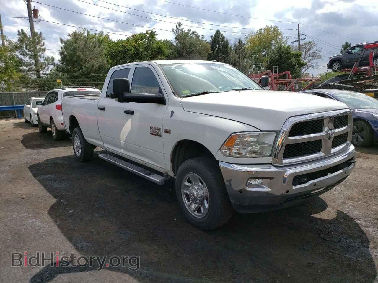 2014 RAM All Models - VIN: 3C6UR5HJ1EG124905 - Photo 4