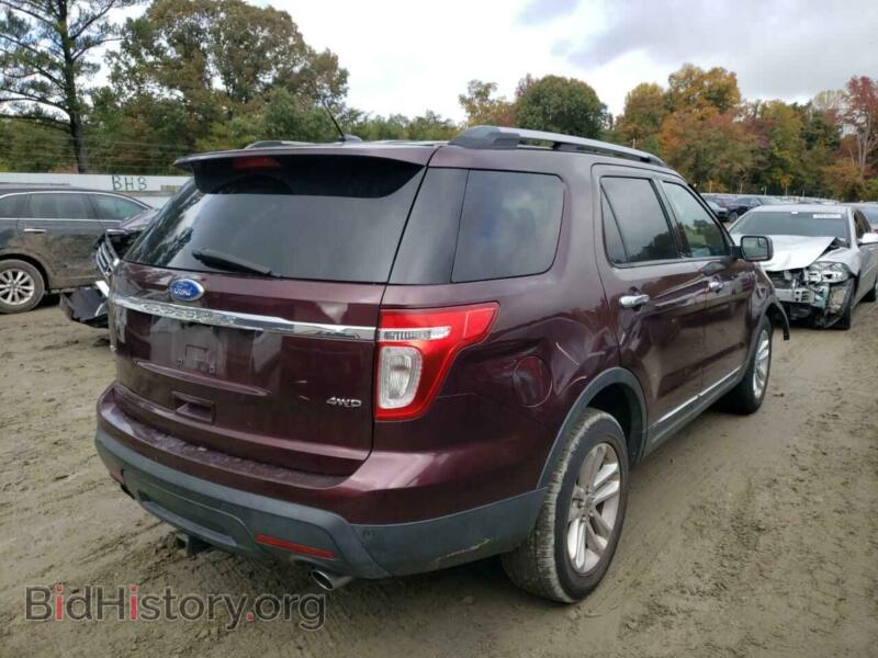 2011 Ford EXPLORER (VIN 1FMHK8D87BGA78048) — фото 4 из 10
