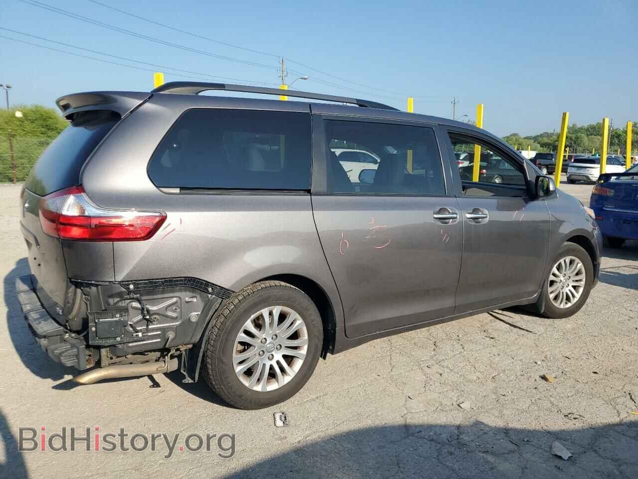 2017 TOYOTA All Models - VIN: 5TDYZ3DC2HS838098 - Фото 3